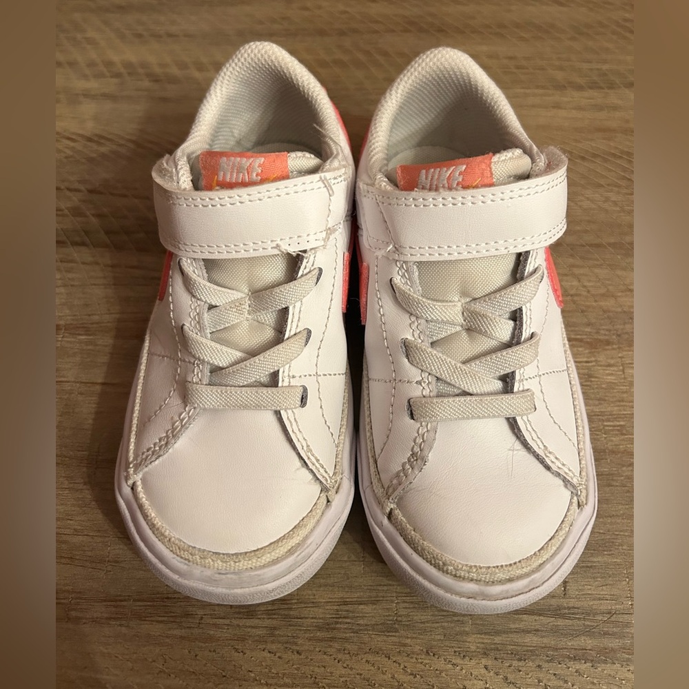 Nike Girls Shoes